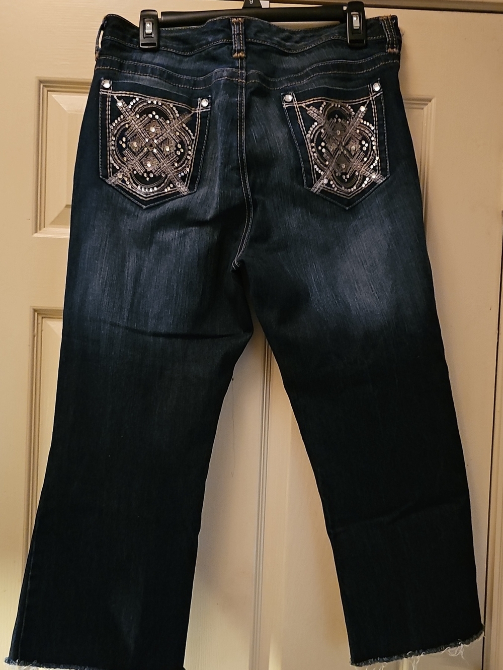 Nine West Dark Blue Embellished Back-Pocket Cropped Jeans